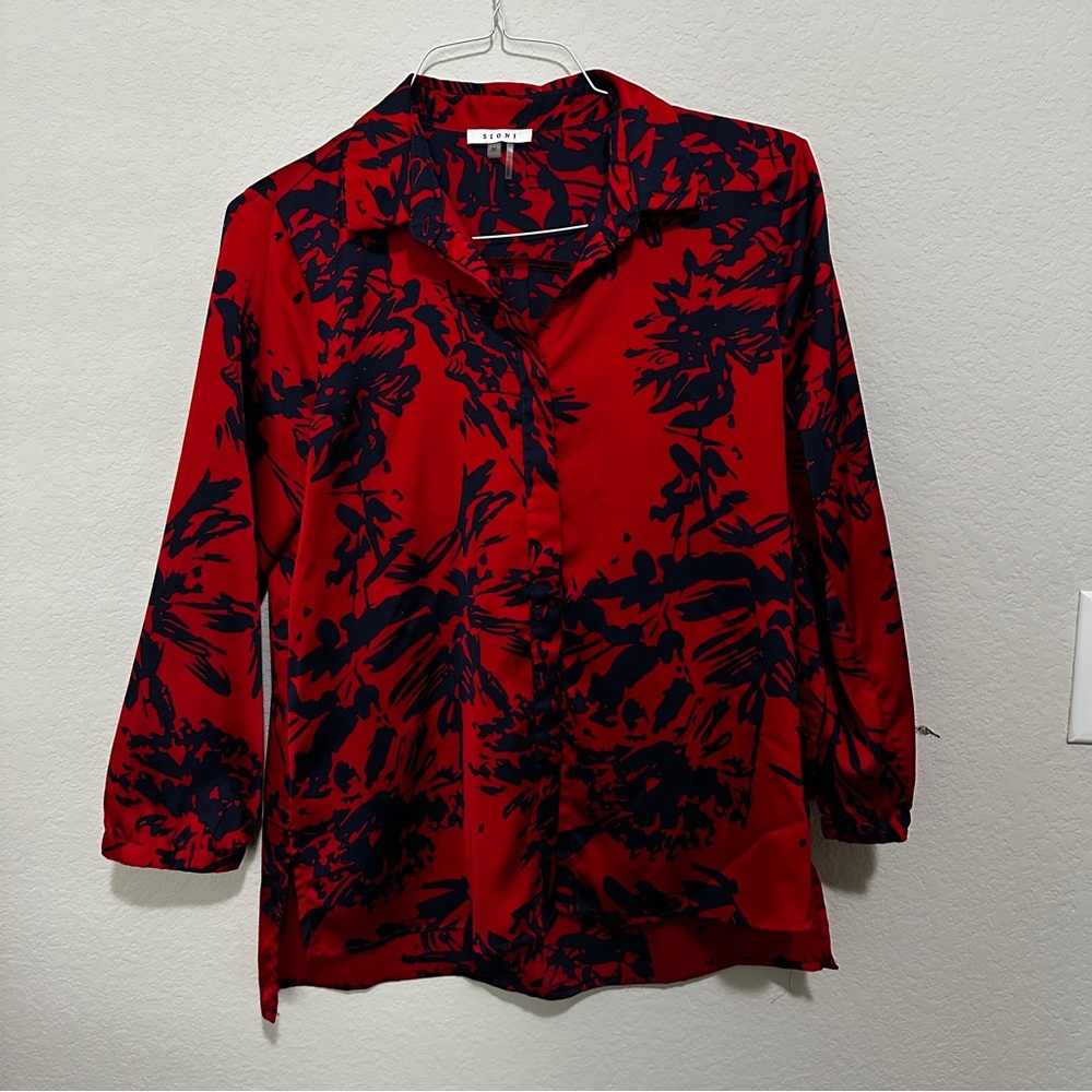 Sioni Red and Blue Graphic 3/4 Sleeve Blouse